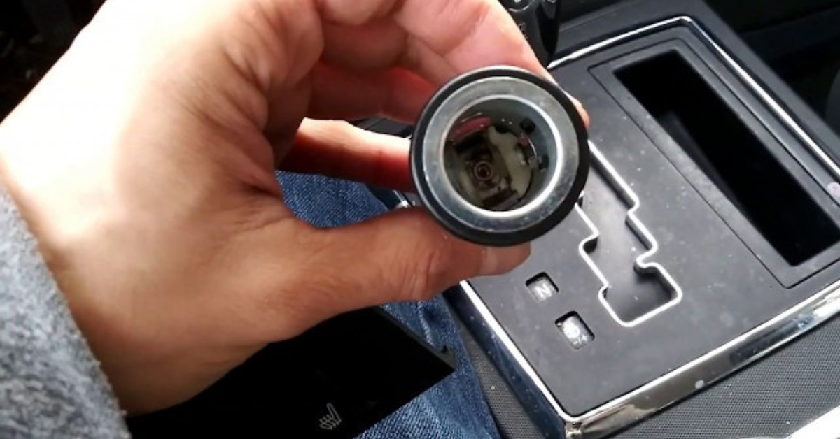 how to repair a cigarette lighter in a car